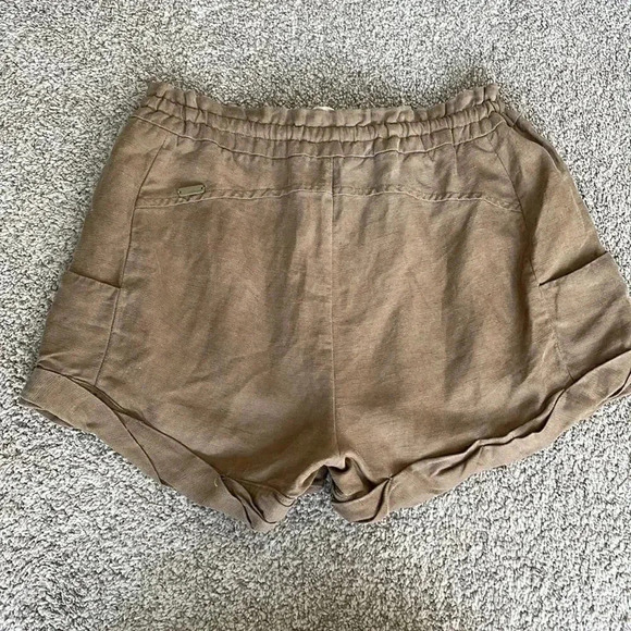 Aritzia | Wilfred Linnen Blend Shorts - Picture 5 of 11